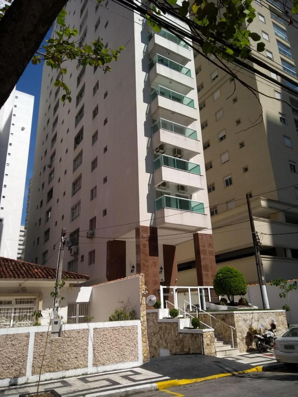 Dulce Pitangueiras Com Varanda